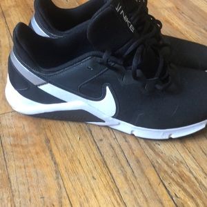 Nike Legend essential 2 mens training sneakers.